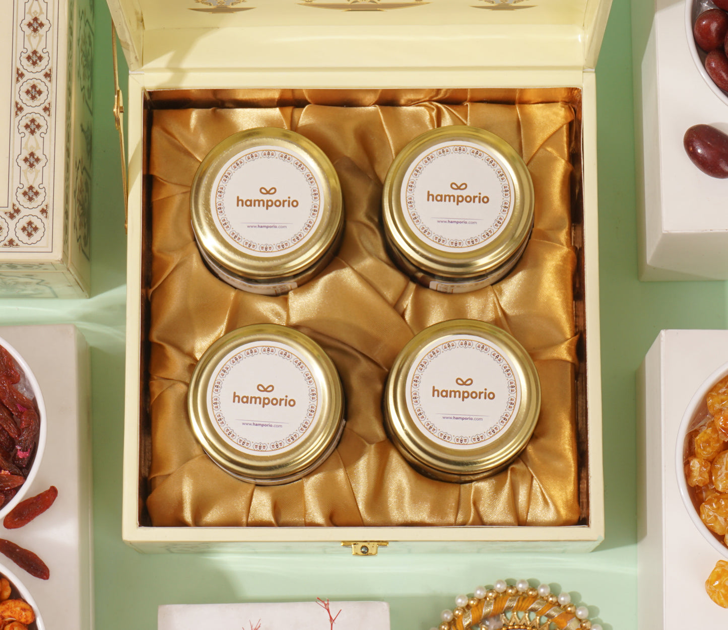 Aristocratic Collection