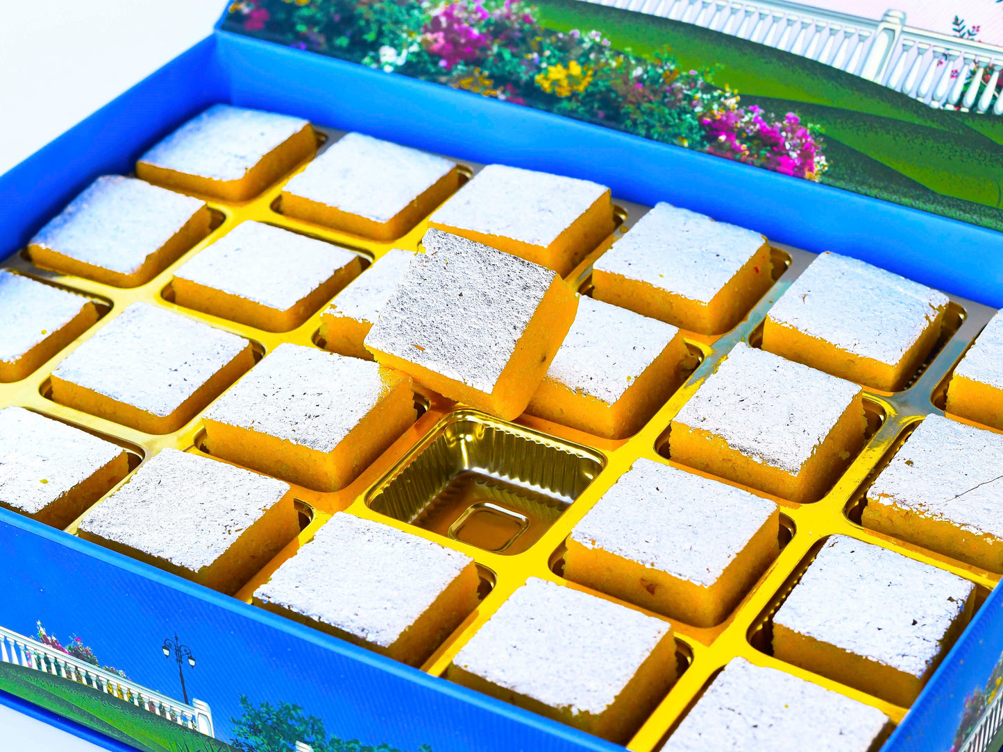Motisons Sweet Box Special Gift Hamper img4